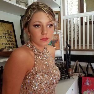 Meet your Posher, Jessica